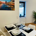 Schönes - Netflix-nespresso Appartement