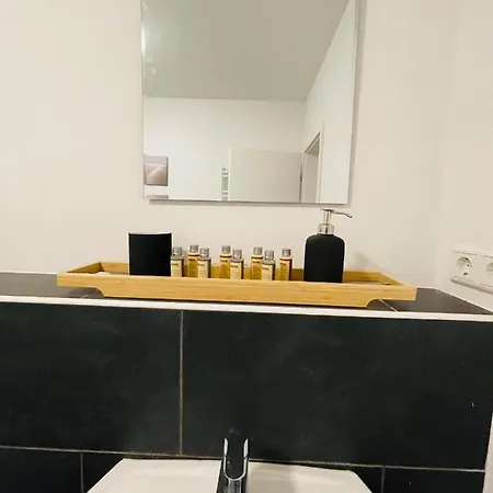 Apartment Schoenes - Netflix-nespresso *