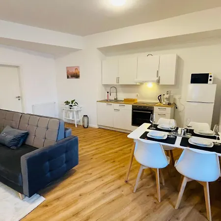 Apartment Schoenes - Netflix-nespresso