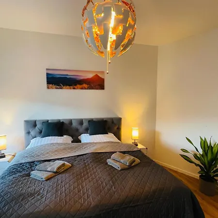 Schoenes - Netflix-nespresso Apartment Duisburg