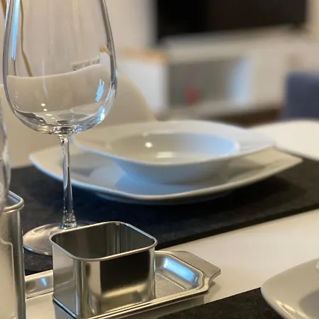 Apartment Schoenes - Netflix-nespresso